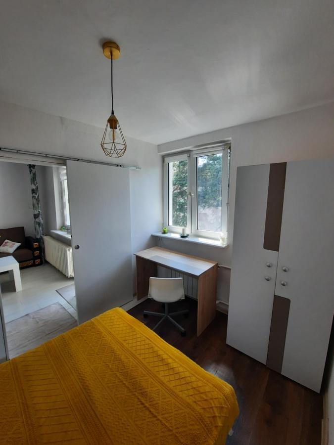 شقة Apartament Zorzy Przy Instytucie Kardiologii Anin وارسو المظهر الخارجي الصورة